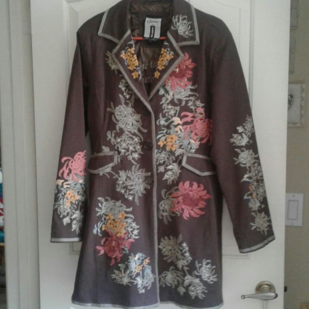 Carmen by Dance in Brazil embroidered coat
